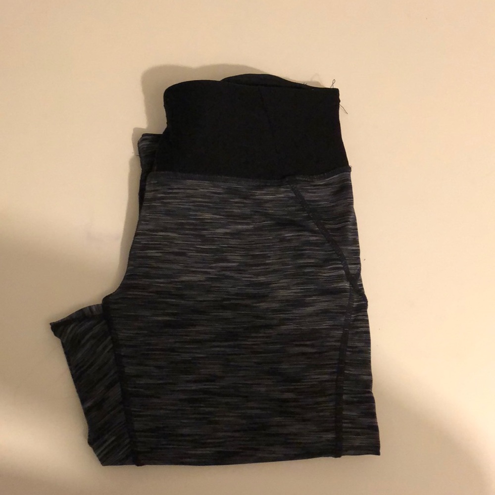 MPG Capri leggings